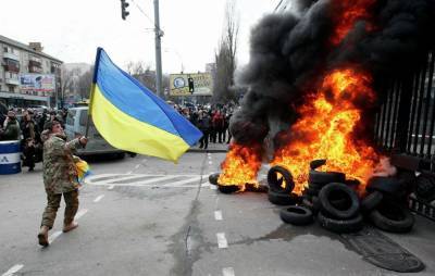 Политолог: вооруженный конфликт на Украине приведет к распаду страны