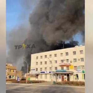 В Харьковской области город окружили пожары сухостоя