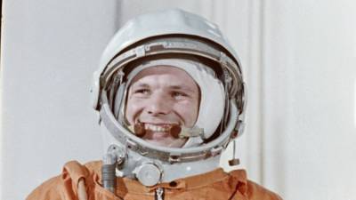 Космонавты и учёные записали "Послание к Гагарину"