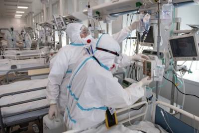Снижение заболеваемости коронавирусом в Петербурге почти прекратилось в последние пять недель