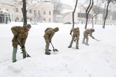 Смелого военного из Тверской области арестовали за отказ убирать снег