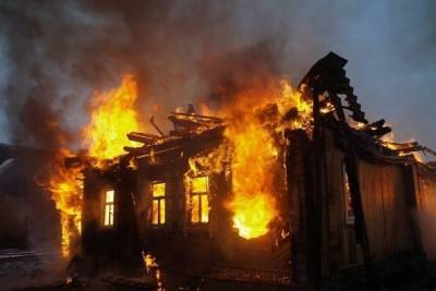 Во время пожара в частном доме в Тверской области сгорел мужчина