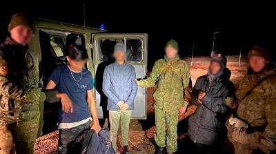 Сморгонские пограничники задержали троих нарушителей из Шри-Ланки