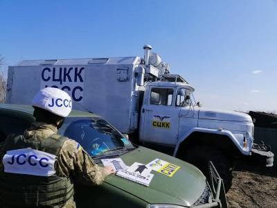 Украинские силовики развернули наблюдательные пункты по всей линии разграничения