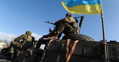 Украинские войска начали обстреливать окраины Донецка