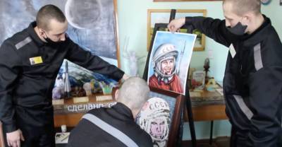 Три месяца работы и 24 тысячи спичек: В кузбасской колонии ко Дню космонавта создали необычный портрет Гагарина