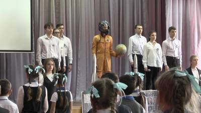 РИА «7 info» подарило рязанской школе космический объект