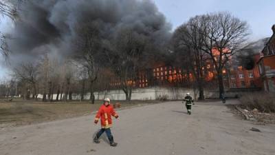 Жертвой пожара в здании Невской Мануфактуры стал один человек