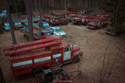 Опубликованы фото с кладбища пожарной техники в Тверской области