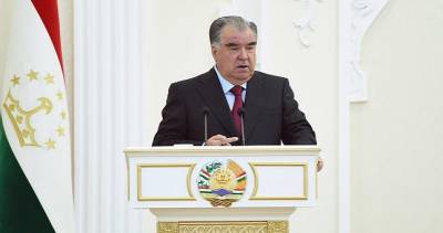 Президент поздравил таджикистанцев с наступлением Рамазана, призвав предпринимателей не повышать цены