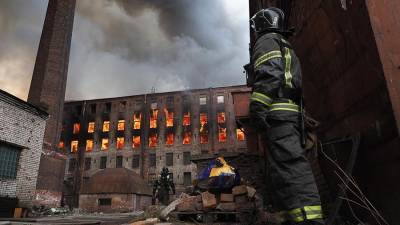 Стал известен список пострадавших при пожаре на «Невской мануфактуре»