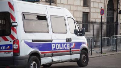 В Париже при стрельбе у больницы погиб один человек