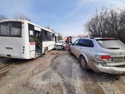 В крупном ДТП в Рязани пострадали девять человек