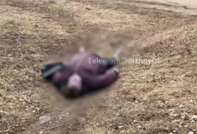 Умершая женщина более 5 часов лежала у школы в Щербинках