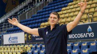 «Принял решение, что хочу помочь команде»: баскетболист Мозгов попал в заявку на матч впервые с 2018 года