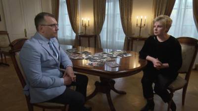 Интервью на "России 24". Дочь о Юрии Гагарине: спал по 40 минут и всегда был чем-то занят