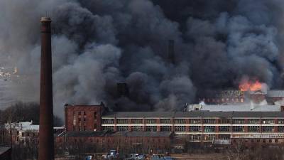 Источник рассказал о состоянии пострадавших при пожаре в «Невской мануфактуре»