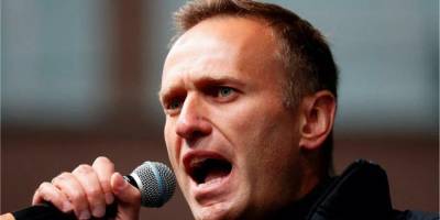 «Видят серьезность голодовки». Администрация колонии угрожает Навальному принудительным кормлением