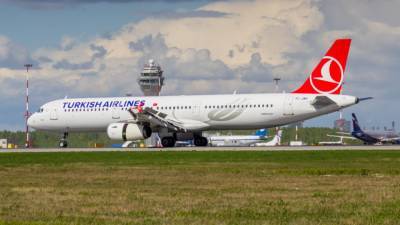 СМИ сообщили о планах России закрыть авиасообщение с Турцией