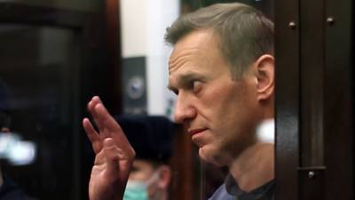 Навальному в колонии угрожают принудительным кормлением