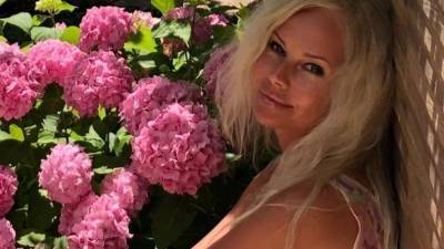 Звезда «Бедной Насти» Корикова рассказала об отношениях с женатыми мужчинами в день рождения