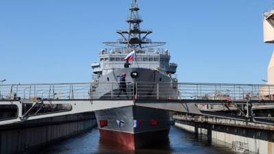Российский разведывательный корабль "Иван Хурс" прибыл в порт Судана