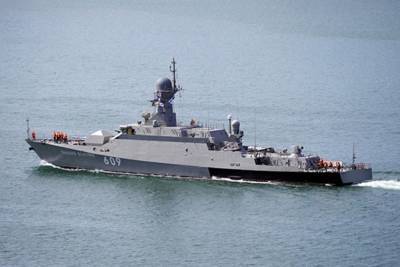 В Черном море прошли учения ракетных кораблей и авиации ЧФ