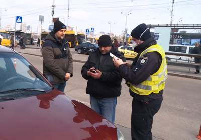 Незаконные таксисты на вокзале Киева: как побороть пережиток 90-х