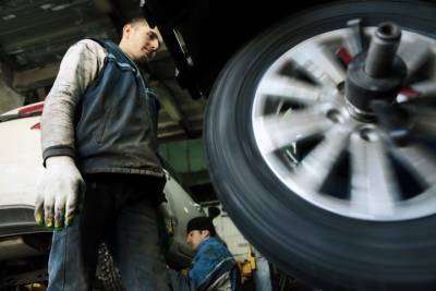 Москвичам посоветовали сменить шины на летние