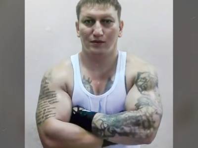 В Москве на эллипсе в спортзале тремя выстрелами убит вор "в законе"