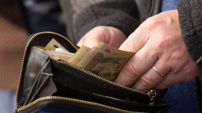 Пенсионерам доплатят по тысяче гривен: когда и кому