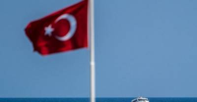 Россия ограничивает авиасообщение с Турцией с 15 апреля