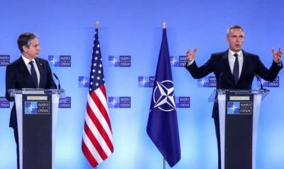 США и НАТО обсудили необходимость прекращения наращивания войск РФ у границы Украины