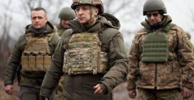 Нужно больше денег и оружия: Зеленский попросил Байдена помочь Украине вступить в НАТО