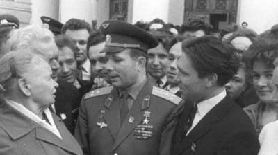 Гагарин в Украине: Пять исторических фотографий первого космонавта в Киеве, где он побывал в 1966 году. ФОТОрепортаж