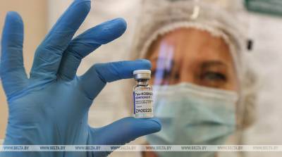 Индия одобрила применение вакцины "Спутник V"