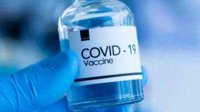 В МОЗ сообщили, кого и как должны записать в очередь на прививку от коронавируса работодатели