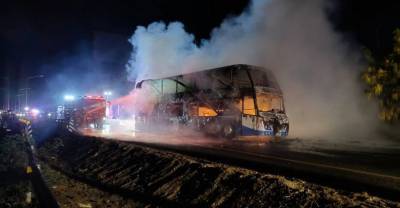 Пять человек погибли при пожаре в двухэтажном автобусе в Таиланде