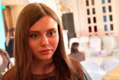 Младшая дочь Ольги Сумской рассказала об издевательствах сверстников в школе