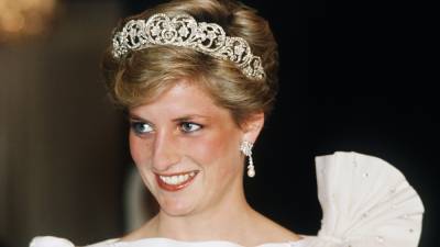 Елизавета II - принц Чарльз - принцесса Диана - Диана Спенсер - принц Филипп - В сети появились письма принца Филиппа к невестке принцессе Диане - 24tv.ua