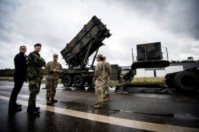 Зеленский готов сделать из Украины плацдарм для ракетных систем США