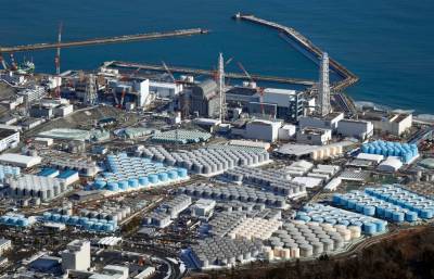 Япония спустит тонны радиоактивной воды из "Фукусимы" в море