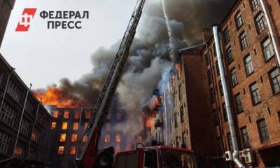 В Петербурге второй день тушат пожар на «Невской мануфактуре»