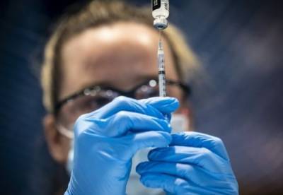 Украина договаривается с ОАЭ о покупке вакцины