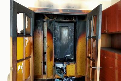 Пожар в шкафу: в смоленской квартире горели вещи внутри мебели