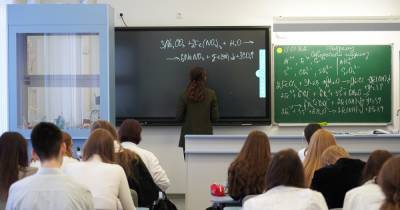 Московским школьникам разрешат пропускать уроки без справок