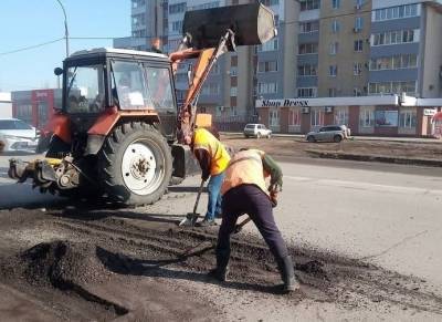 В областном центре ремонтируют дороги по маршруту легкоатлетических эстафет