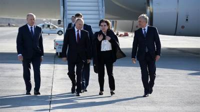 В Кремле объяснили отсутствие масок у Путина и Терешковой