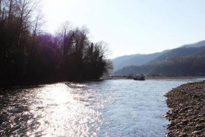 В горной реке Сочи найдено тело неизвестной женщины