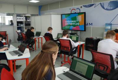 Цифровой диктант: Областные школьники доказали умение решать задачи и противостоять кибер-атакам